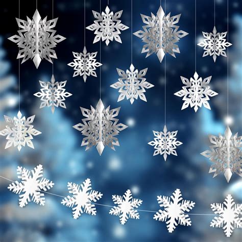 Amazon.com: 24 PCS Winter Christmas Hanging Snowflake Decorations ...