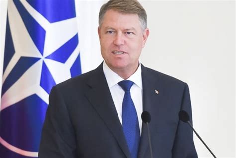 Klaus Iohannis nu va participa la ceremonia de sfinţire a Catedralei