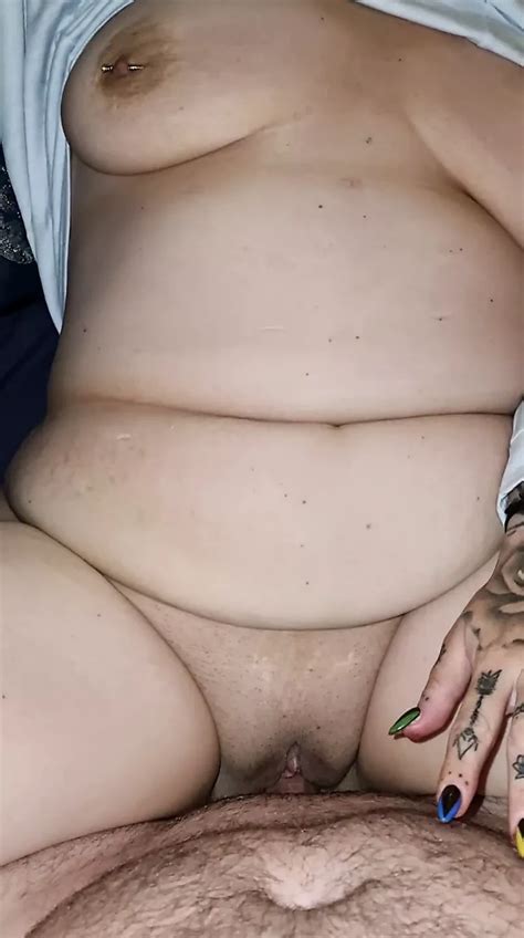 Sexy británica tatuada bbw esposa consigue un rápido creampie xHamster