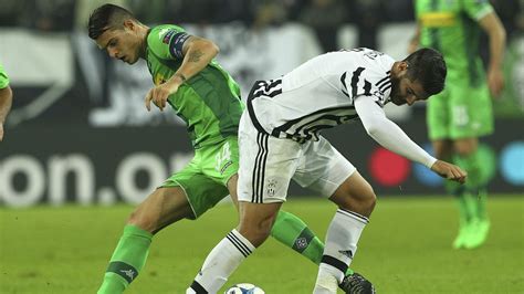 Juventus Borussia Monchengladbach All Square In Turin Stalemate