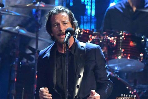 Listen to Pearl Jam's New 'Gigaton' Album