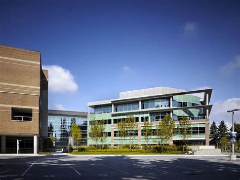 Abbotsford Regional Hospital & Regional Centre - MCM Architects