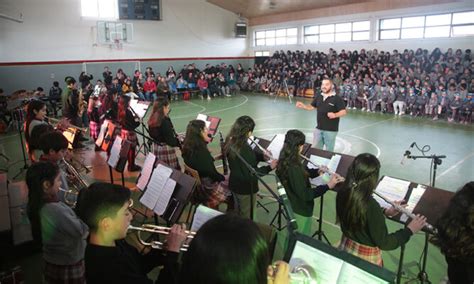 Estudiantes De La Escuela Padre Alberto Hurtado Brillaron En La