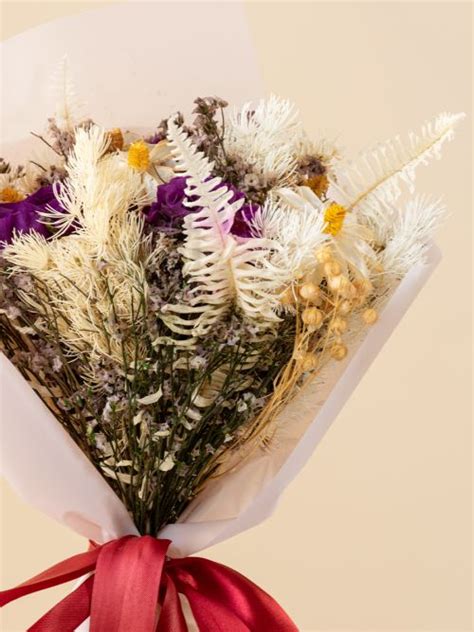 Buy Dried Flower Bouquets Online India | Whispering Homes