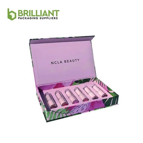 Get Custom Makeup Boxes Packaging Wholesale