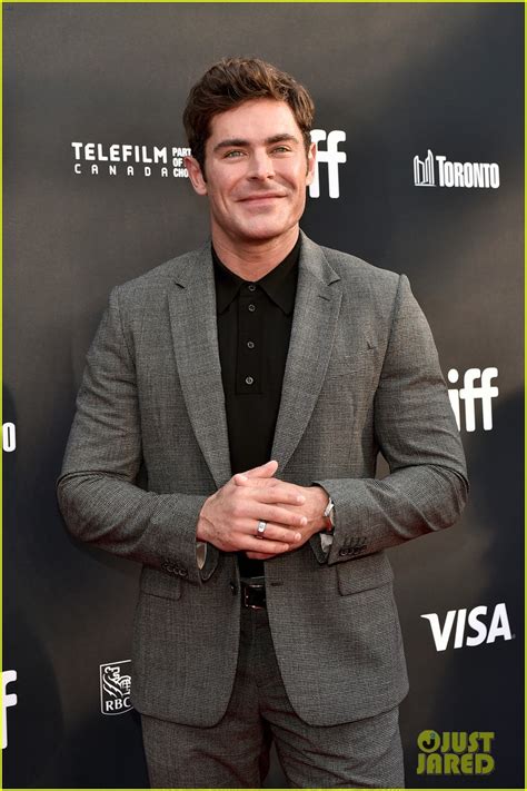 Zac Efron Smiles Wide At Tiff His First Red Carpet Appearance In