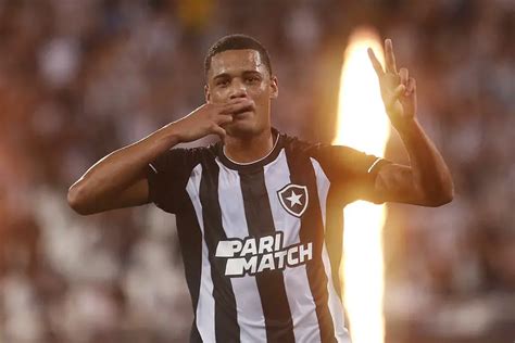 Jeffinho Do Lyon Comemora Boa Fase De Janderson No Botafogo T