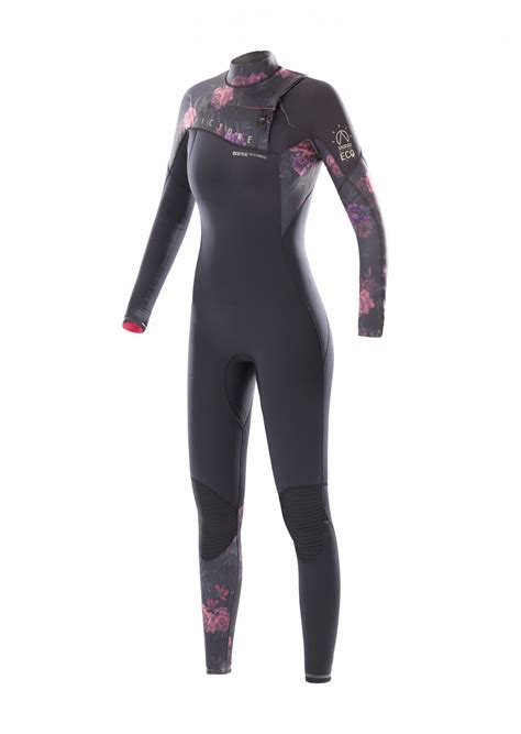 Are Wetsuits True To Size? – SizeChartly