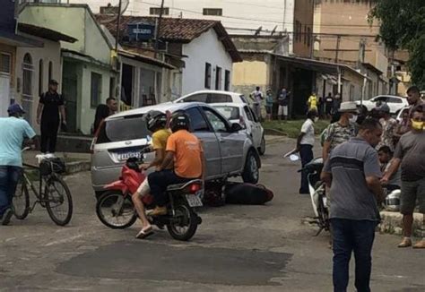 Urgente Moto Vai Parar Embaixo De Carro No Bairro Alto Maron Blog Do