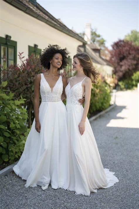 Brautkleider Abendmode Sposa Toscana Bei Steinecker