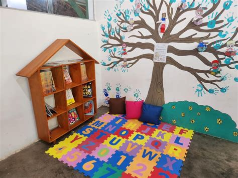 A Escola Chapeuzinho Vermelho Inaugurou O Cantinho Da Leitura Que