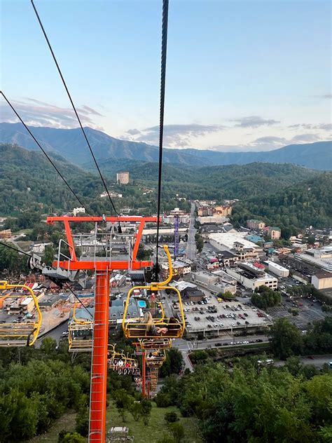 Busted Gatlinburg’s Location Relative to Nashville Revealed Socking