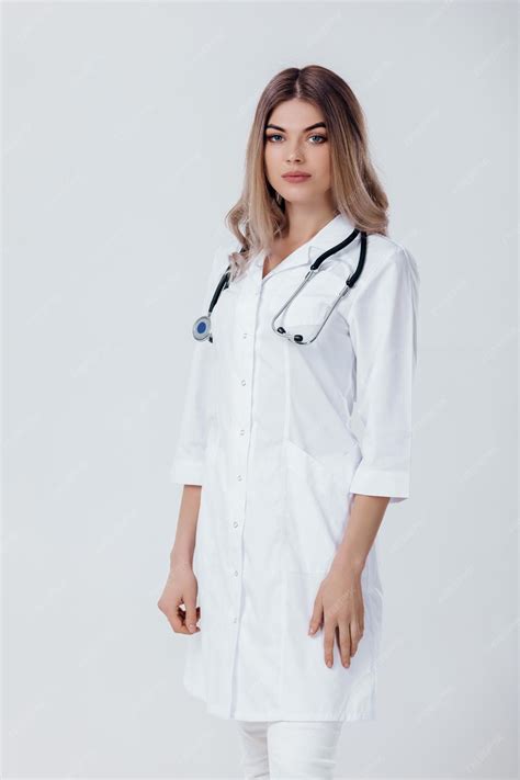 Premium Photo Doctor Woman In White Coat With Stethoscope