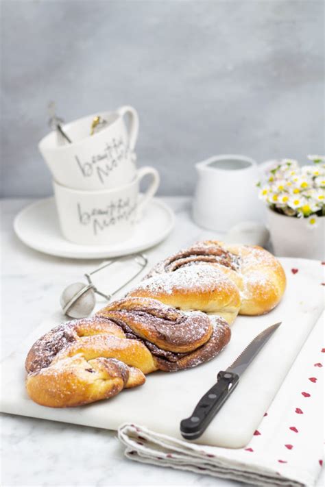 Treccia Di Pan Brioche Alla Nutella Tacchi E Pentole