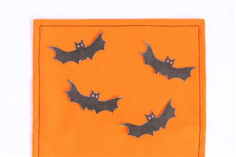 Halloween napkins DIY - DIY ideas Halloween decoration - Celine Lunakim