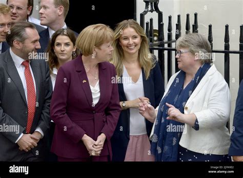 Viceprimera Ministra Teresa Coffey Fotograf As E Im Genes De Alta