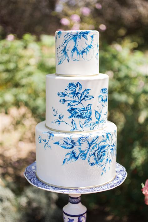 Trending Now Hand Painted Wedding Cakes Martha Stewart Weddings