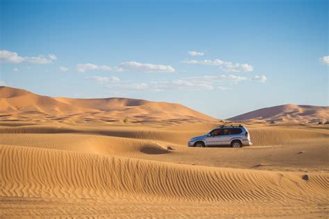 Car Desert Pictures | Download Free Images on Unsplash