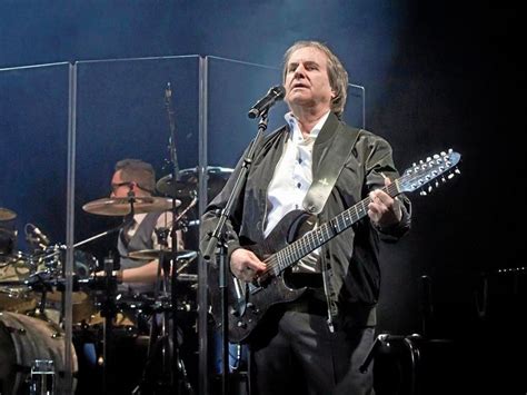 Bochum Chris De Burgh Rockt Solo Beim Strandkorb Festival