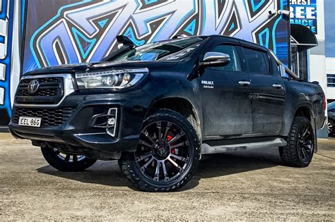 TOYOTA HILUX HUSSLA AMBUSH GLOSS BLACK DARK TINT FACE Wheel 11502