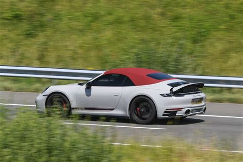 Porsche 992 Carrera 4 GTS Cabriolet Gespot Op Autoblog Nl