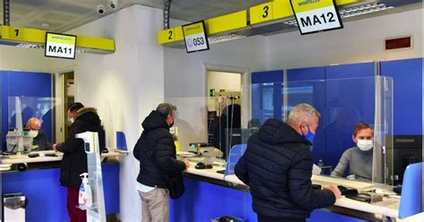 Poste Italiane Assume Sportellisti Diplomati A Tempo Indeterminato