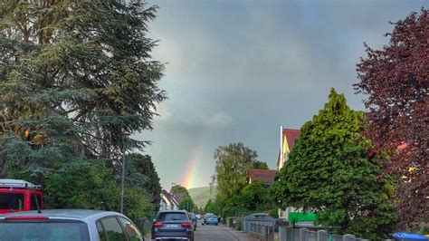 Unwetter Ziehen Ber Baden W Rttemberg Hinweg Hagel Regen Und Teils