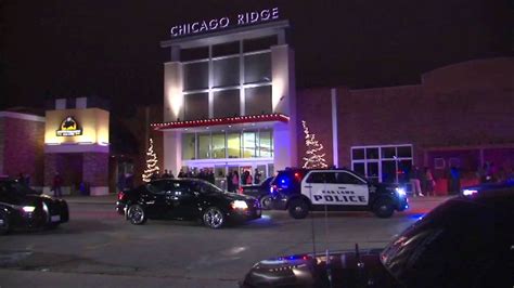 Food court fight closes Chicago Ridge Mall - ABC7 Chicago