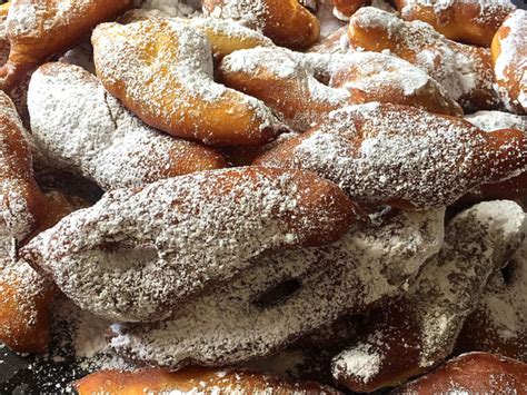 Les bugnes des beignets pour fêter Mardi Gras Recette par menus propos