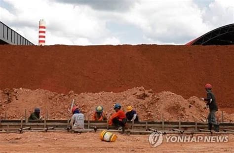 인니 보크사이트 원광 수출 재개 검토연 1천700만t 남아 인니투데이