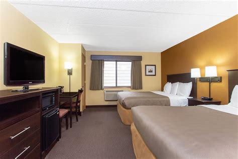 AmericInn by Wyndham West Bend | West Bend, WI Hotels