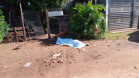 Homem Morto A Facadas No Bairro Los Angeles Em Campo Grande V Deo