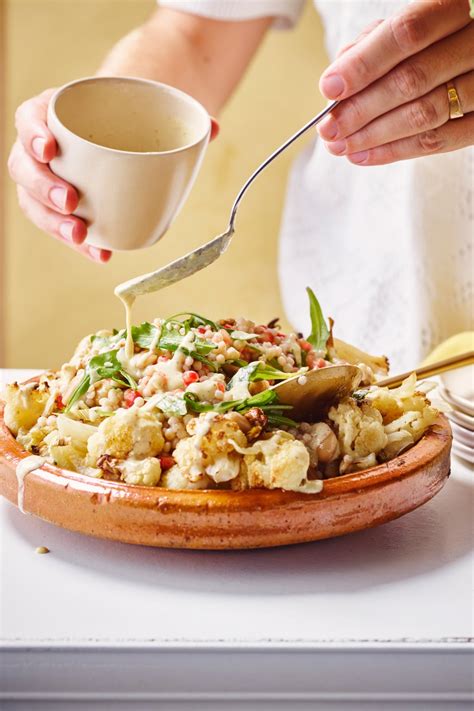 Salade Van Parelcouscous Met Geroosterde Bloemkool Recepten Njam