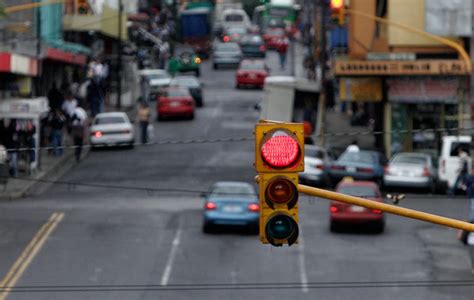 65 Nuevos Semáforos En Las Calles