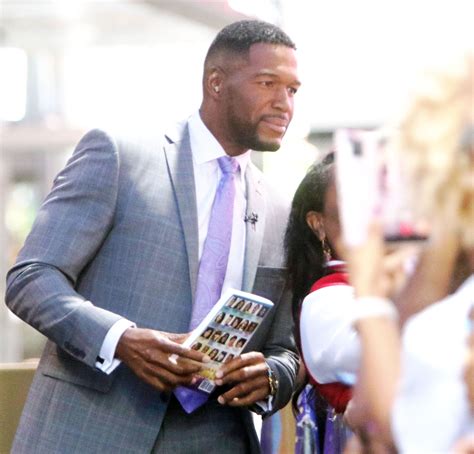 Michael Strahan's Ex-Wife Jean Is Living A Shockingly Different Life ...