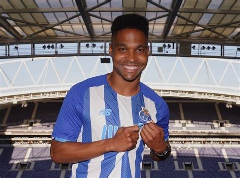 OFICIAL Wendell é o 5 º reforço do FC Porto Visão de Mercado