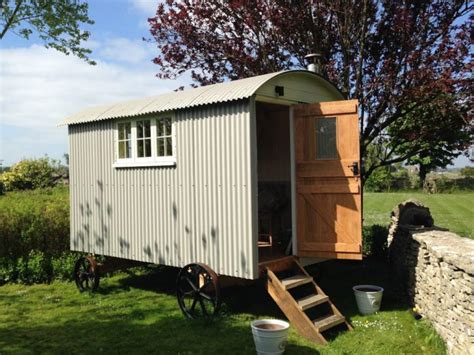 Classic Cotswold Shepherds Hut Cotswold Shepherds Huts