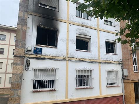 Muere En Avilés Una Mujer De 66 Años En El Incendio De Su Vivienda La