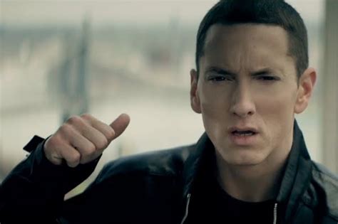 THE SNEAKER HOTEL™: Video: Eminem- "Not Afraid"