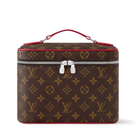 Luxury Travel Accessories for Women | LOUIS VUITTON