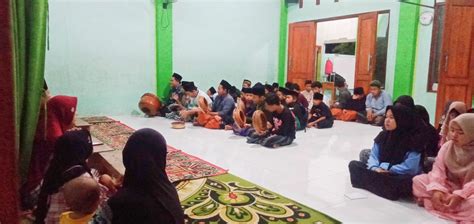 Pondok Pesantren Al Fattah Rejoslamet Gelar Sholawat Bersama Peringati