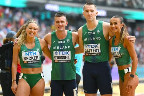 North Sligo Acs Chris Odonnell And The Mixed 4x400m Irish Team