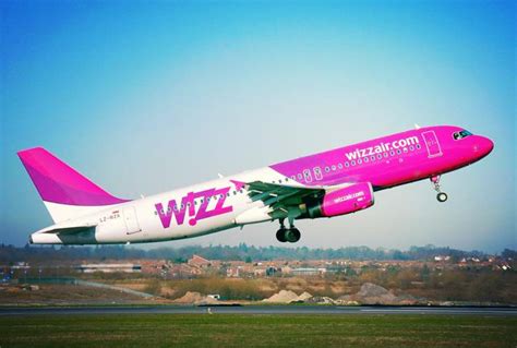 Il Volo Wizz Air W Bari Vienna Del Ottobre Ha Subito Un