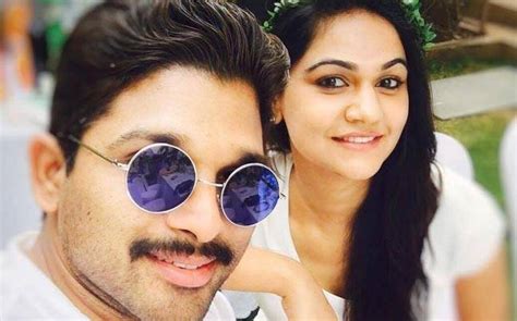 Allu Arjun Celebrates 8th Wedding Anniversary With Wife Sneha Reddy