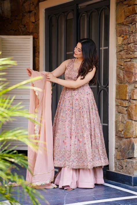 Buy Lavish Loom Kurta Set Online in India | Idaho Clothing