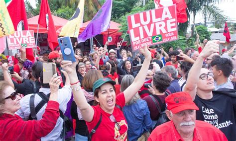 Vale A Pena Ver De Novo Ap S Dias Petistas Desmontam Acampamento