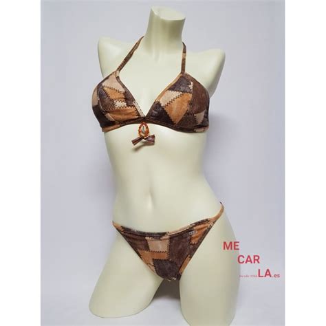 BIKINI DE TRIÁNGULO TIPO ANTELINA ESTAMPADO CON FANTASÍA DE PESPUNT