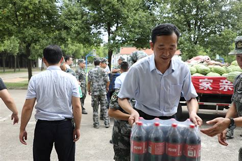 军民鱼水情 军地一家亲 ——信阳市财政局开展“八一”慰问活动信阳市财政局