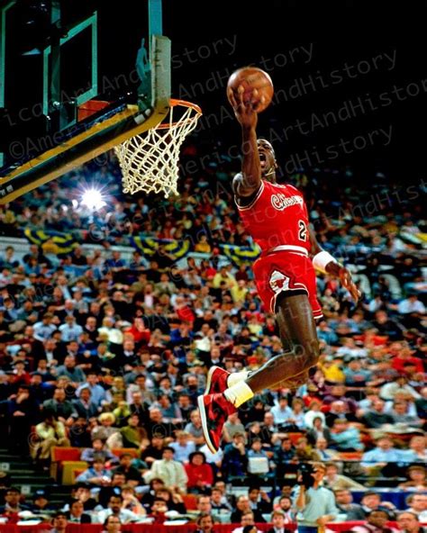 Michael Jordan Goes for the Dunk 1985 - Etsy | Michael jordan photos ...