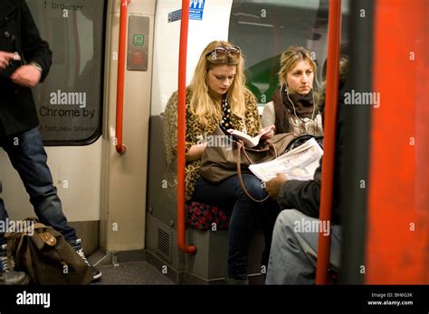 Women London Underground Hi Res Stock Photography And Images Alamy